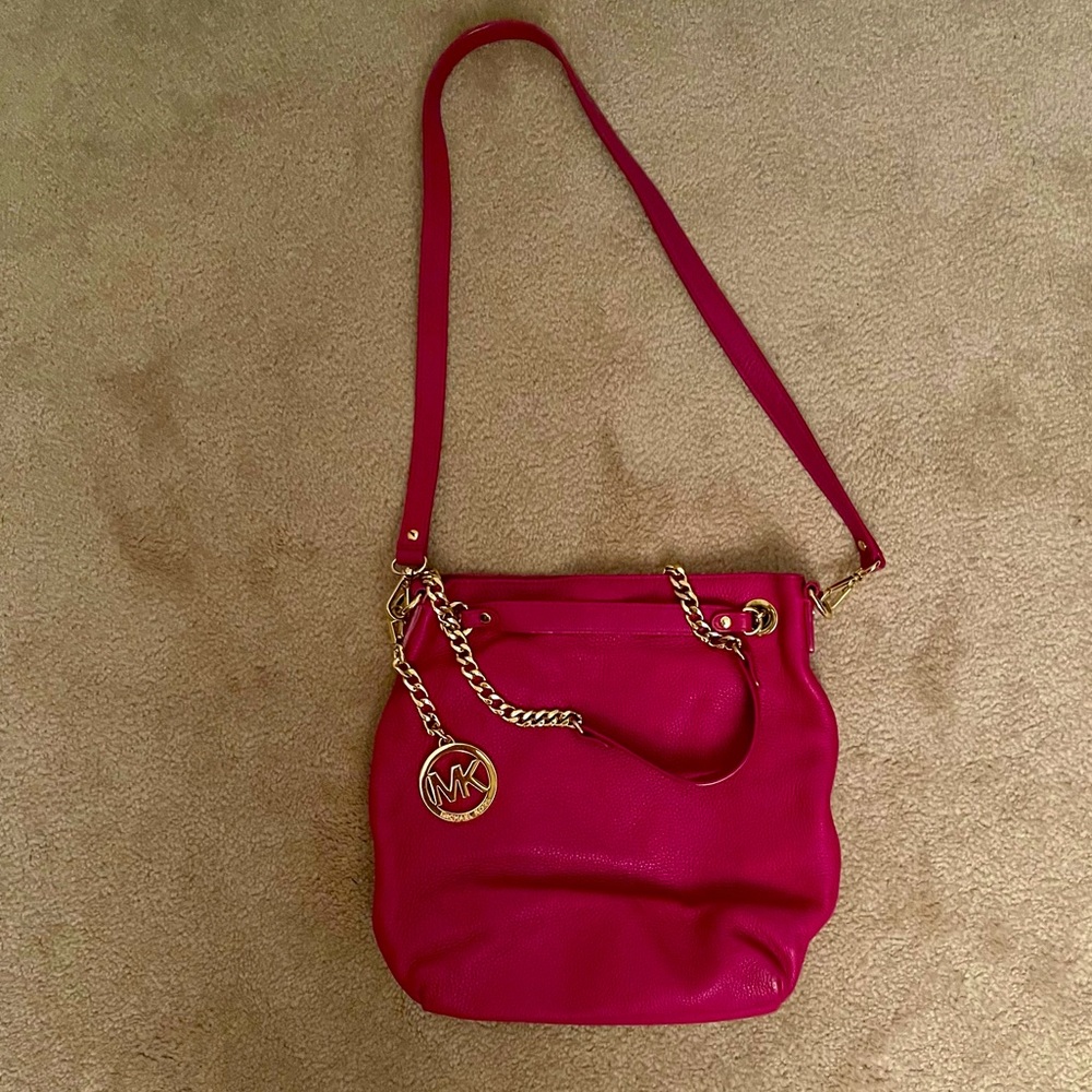 Michael Kors fuchsia purse